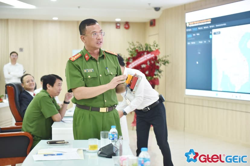 cong-an-ha-noi-ra-mat-trung-tam-thong-tin-chi-huy-he-thong-truyen-tin-bao-chay-gsafe-dong-hanh-bao-ve-an-toan-thu-do