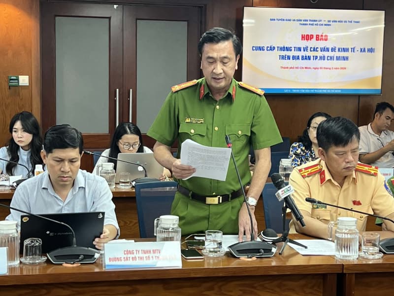 tp-ho-chi-minh-trien-khai-lap-dat-thiet-bi-truyen-tin-bao-chay-mien-phi-cho-nha-dan-trong-hem-nho